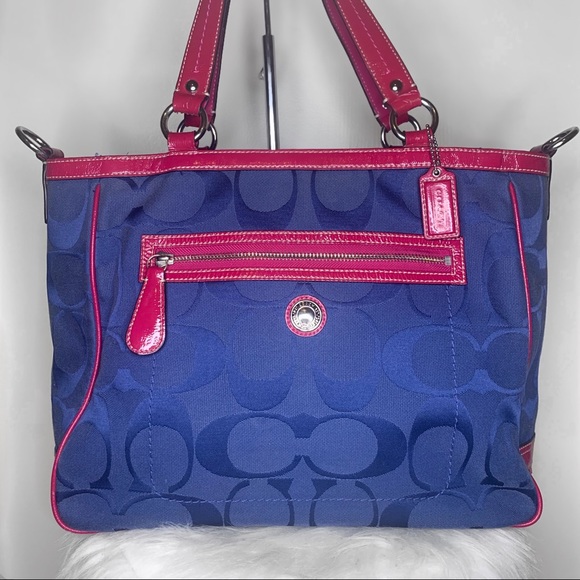 Coach Handbags - ❌SOLD❌ LARGE Coach Bag